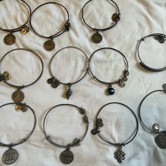 Alex & Ani - Picture 5 of 8